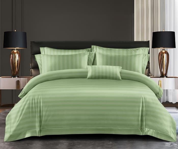 Fotografie produs: Lenjerie de pat din Damasc, pentru pat dublu, 4 piese cu elastic- verde deschis 180 x 200 cm