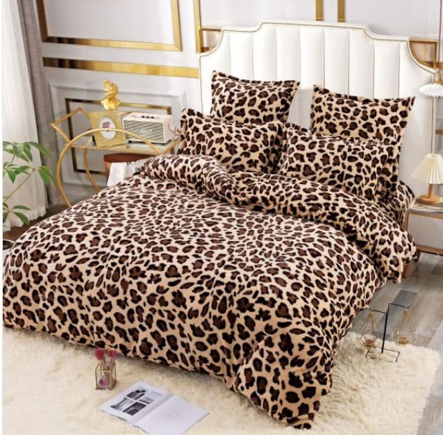 Set Lenjerie Pufoasa Cocolino, 6 Piese -Leopard 200 x 230 cm